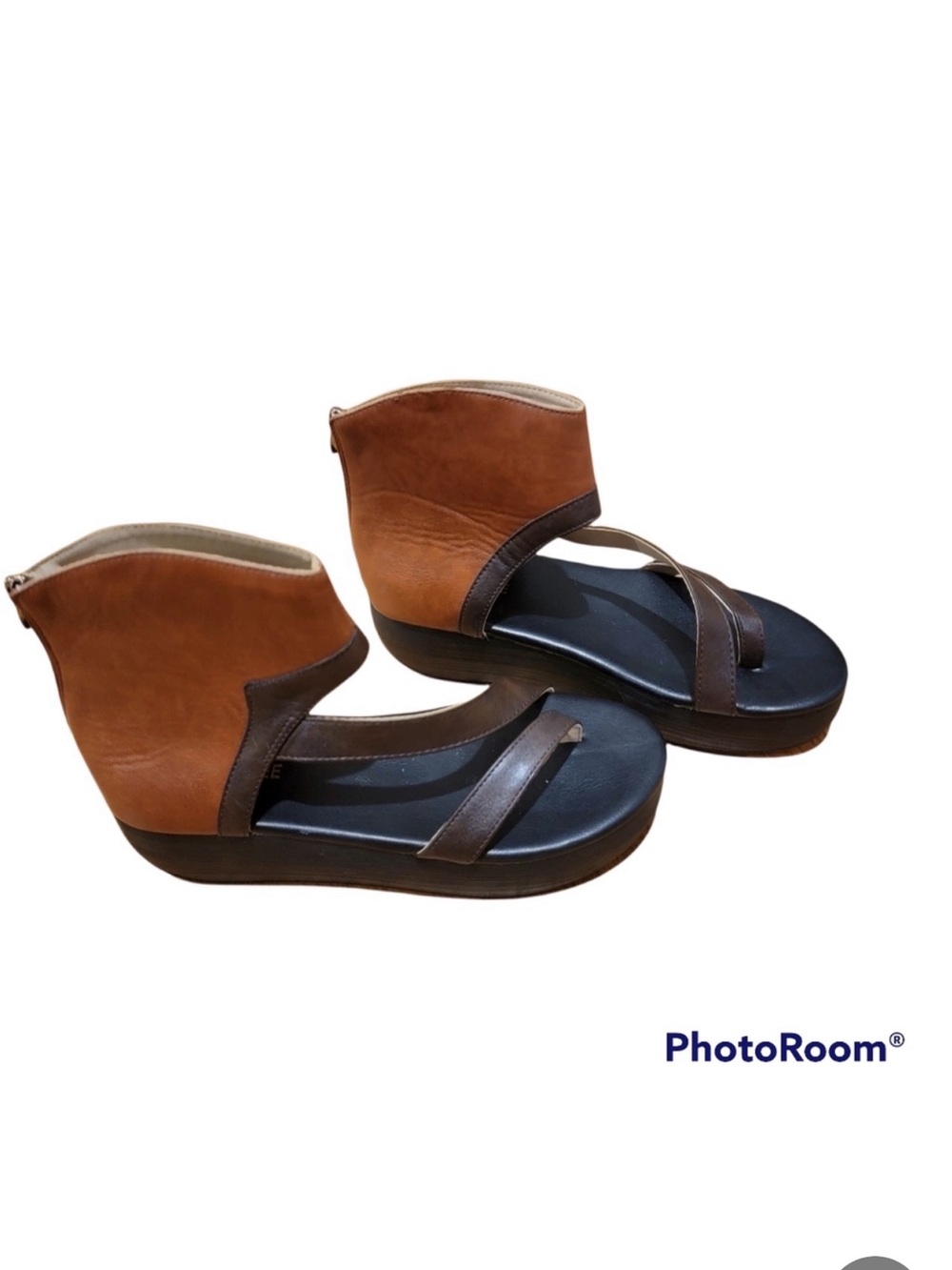 New Tinstree Two Brown Women’s Shoe Size 10